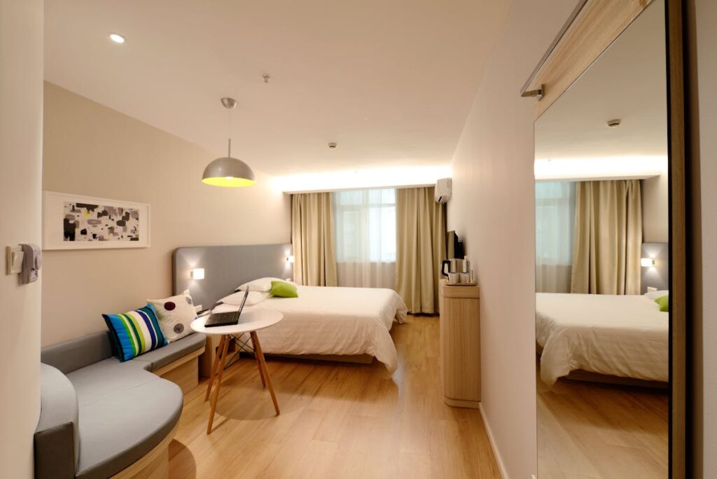 Four Seasons Hotel